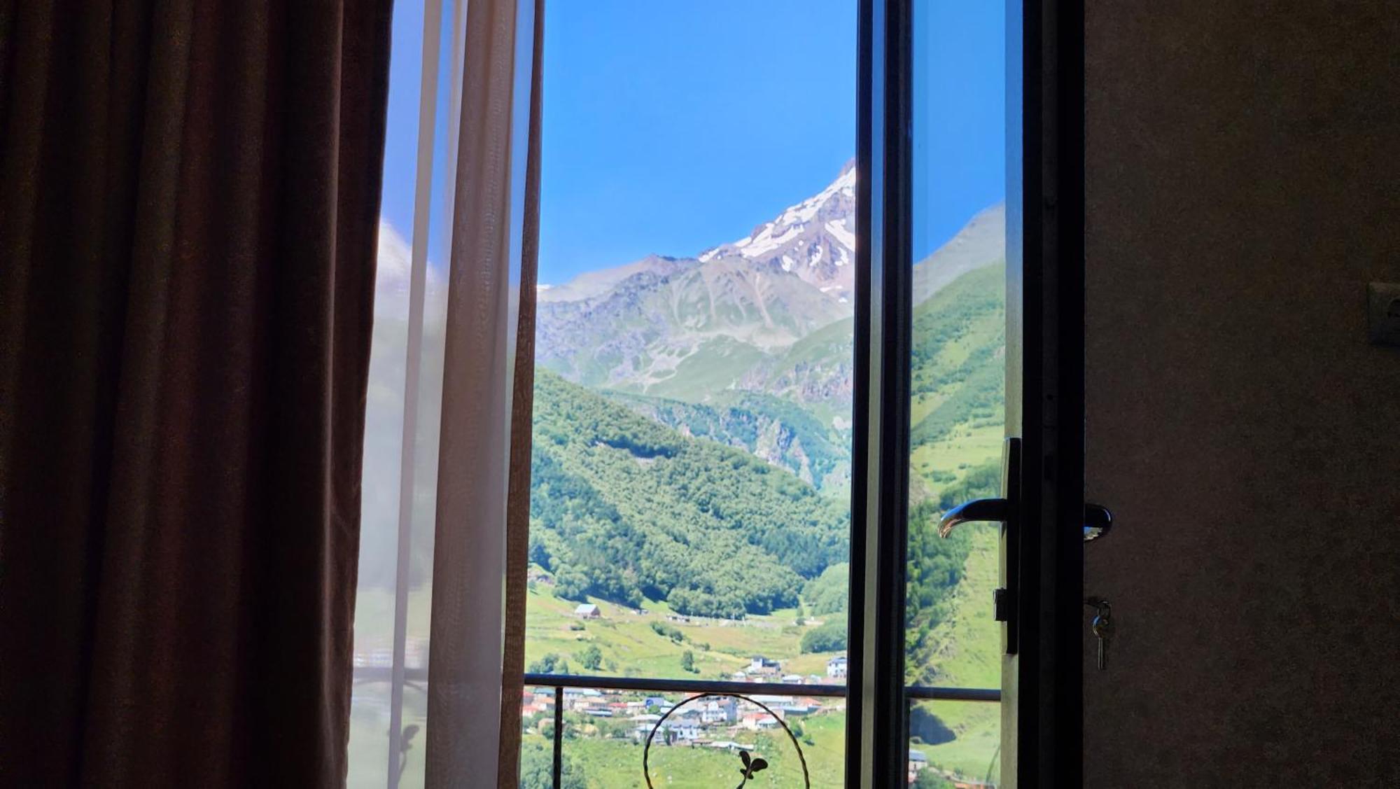 Hotel Toliketi Kazbegi Oda fotoğraf