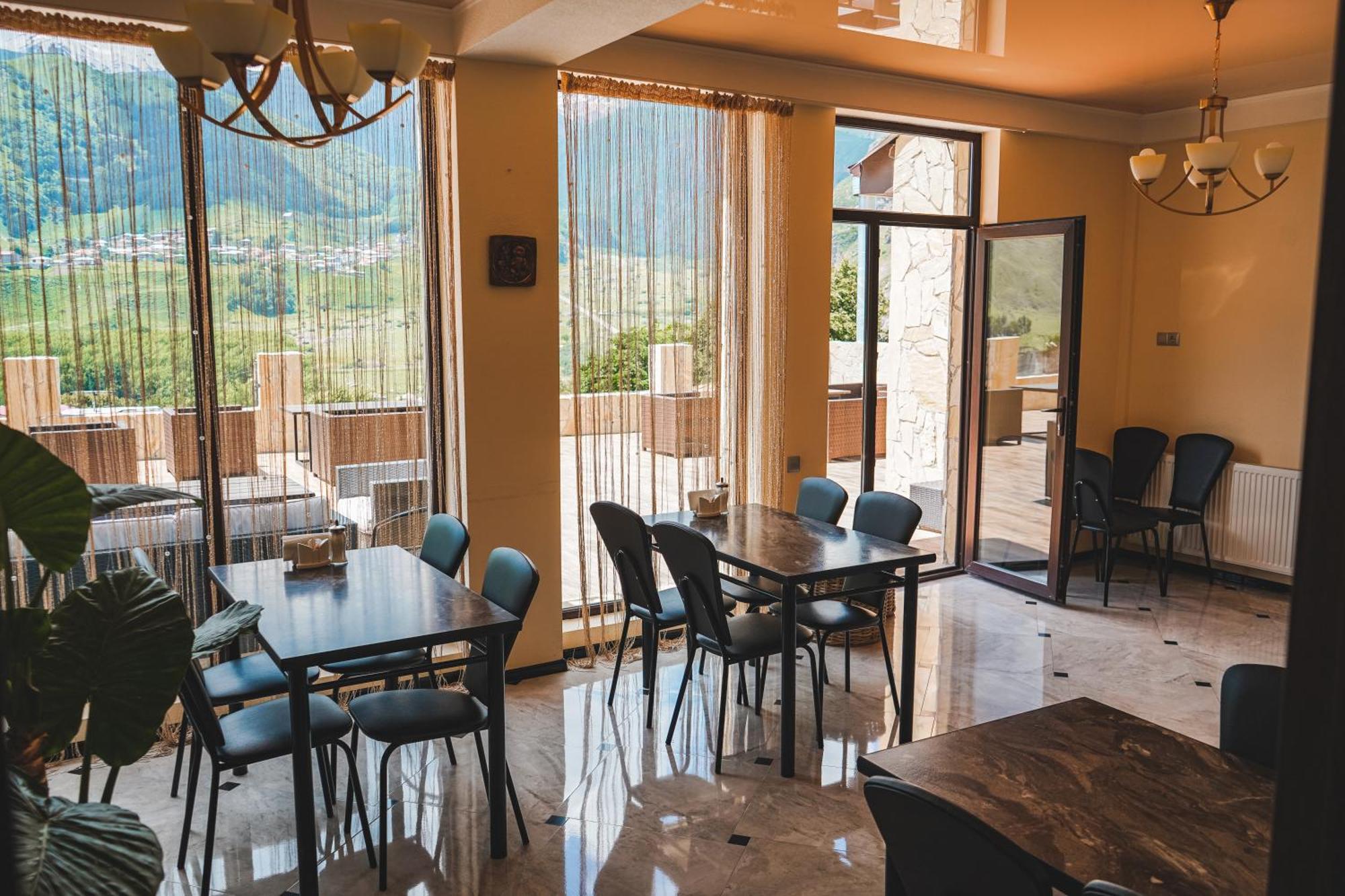Hotel Toliketi Kazbegi Dış mekan fotoğraf