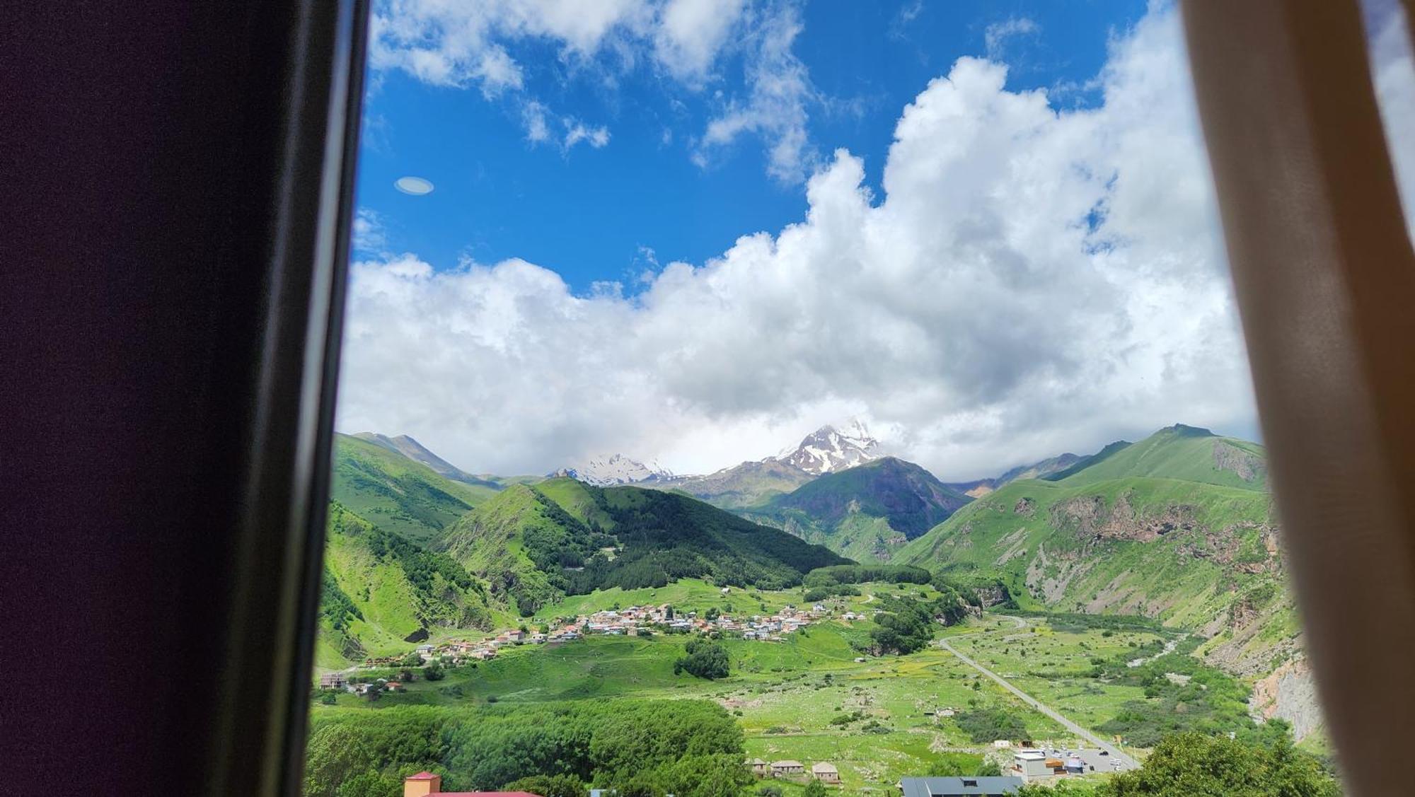 Hotel Toliketi Kazbegi Oda fotoğraf