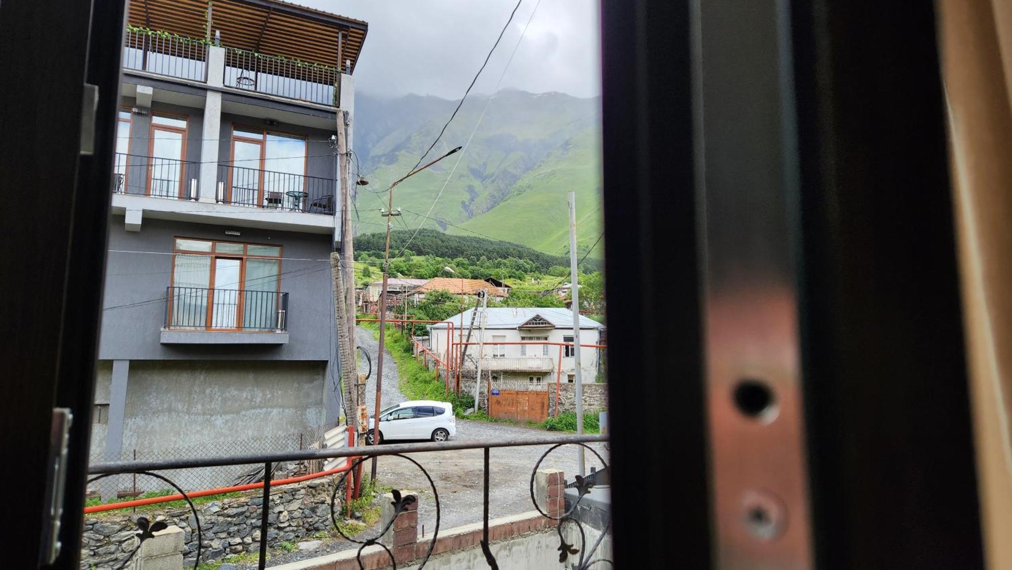 Hotel Toliketi Kazbegi Oda fotoğraf