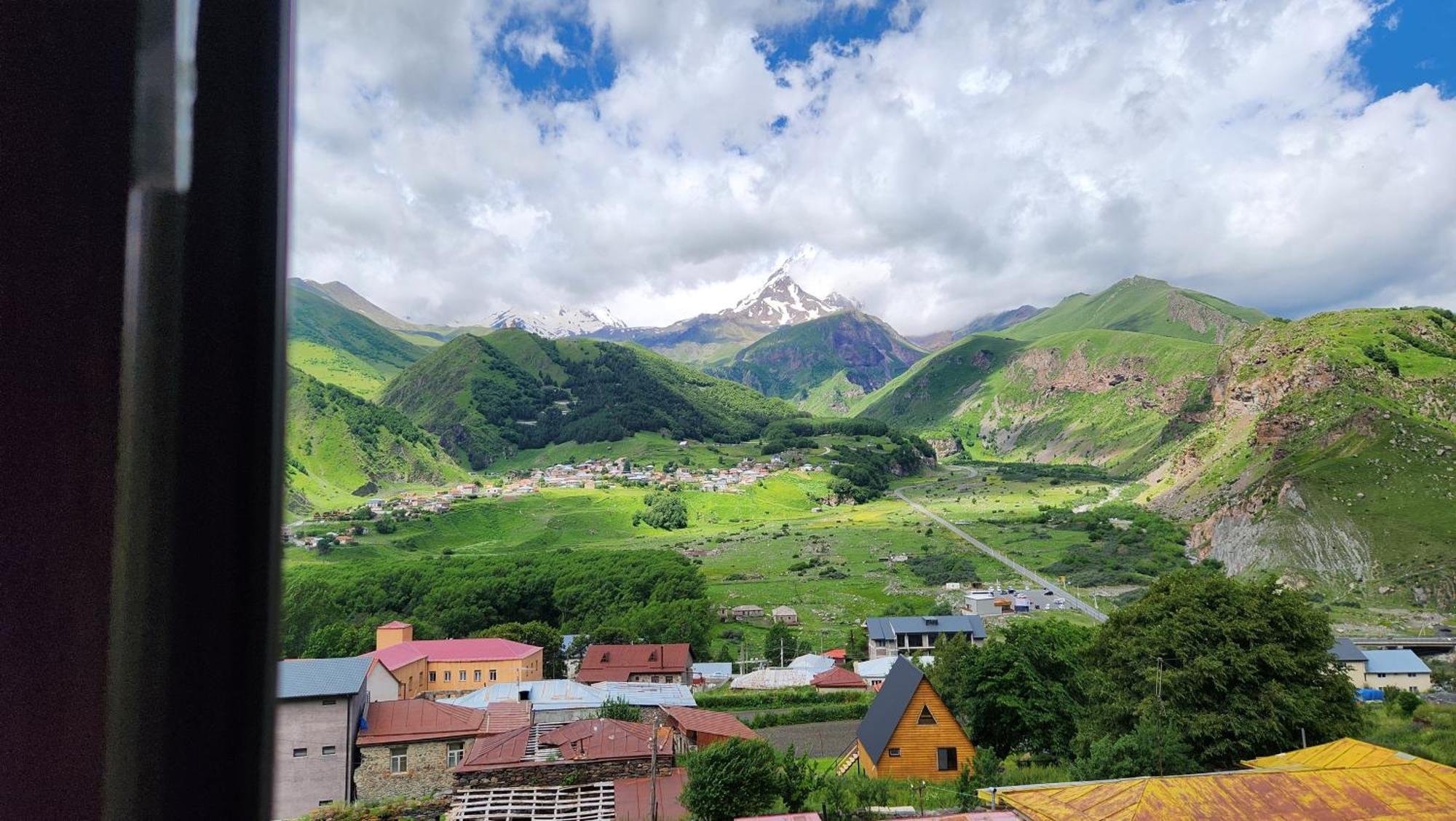 Hotel Toliketi Kazbegi Oda fotoğraf